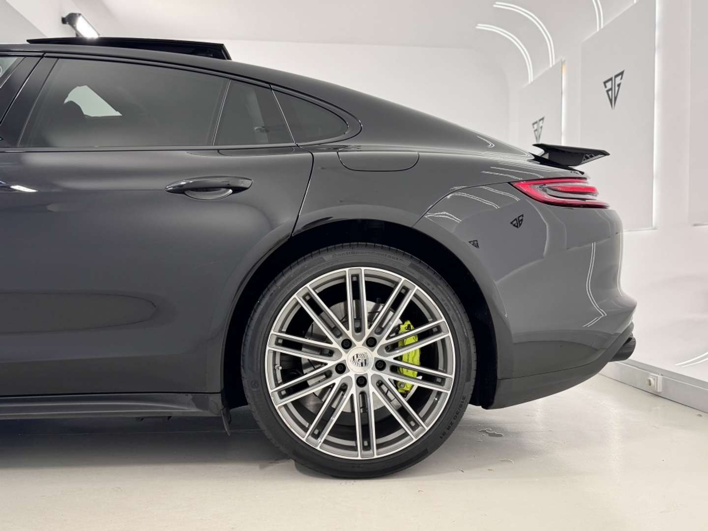 Porsche Panamera 4 E-Hybrid - 2018 - Joinsteer - #12