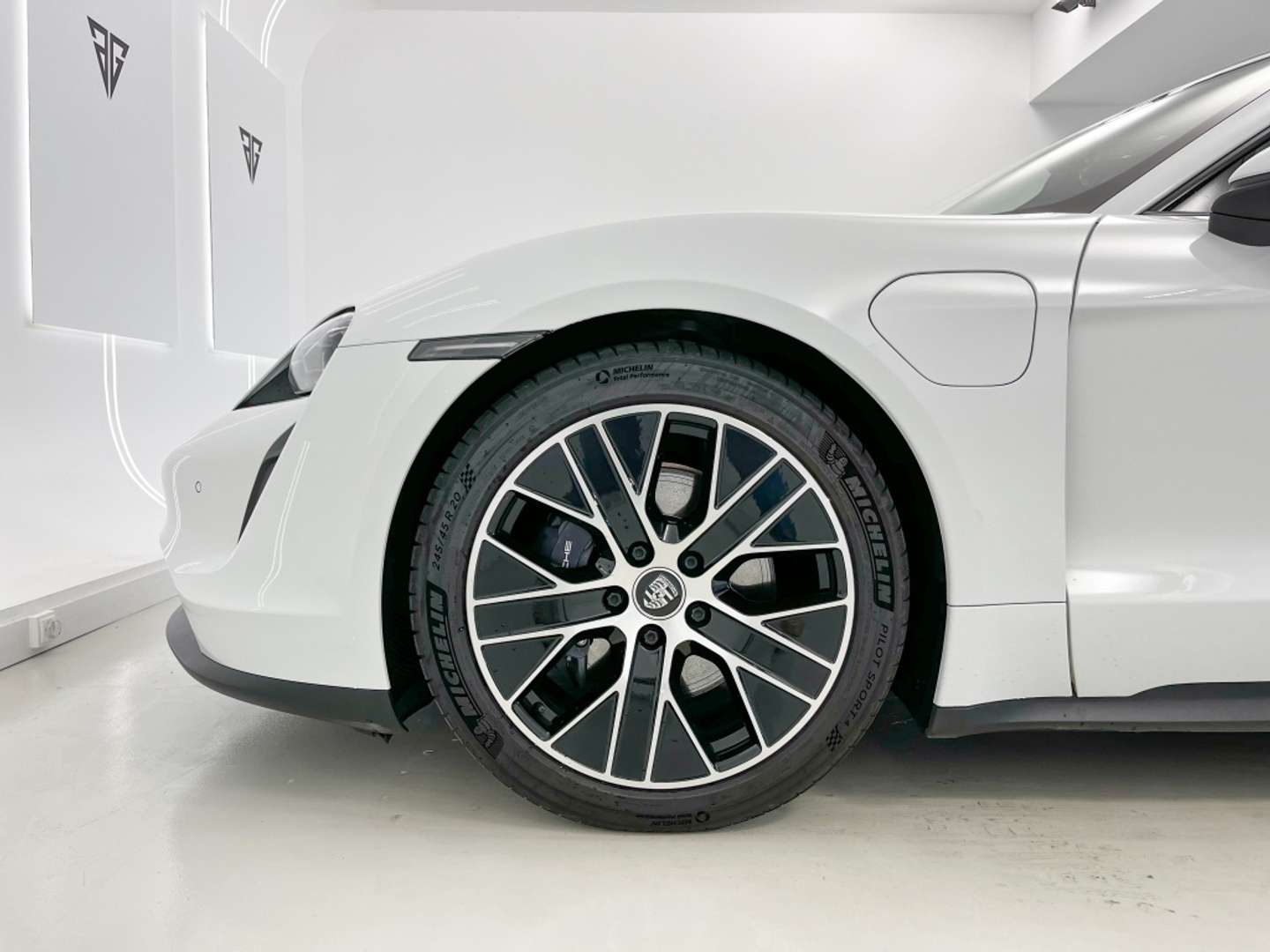 Porsche Taycan - 2021 - Joinsteer - #31