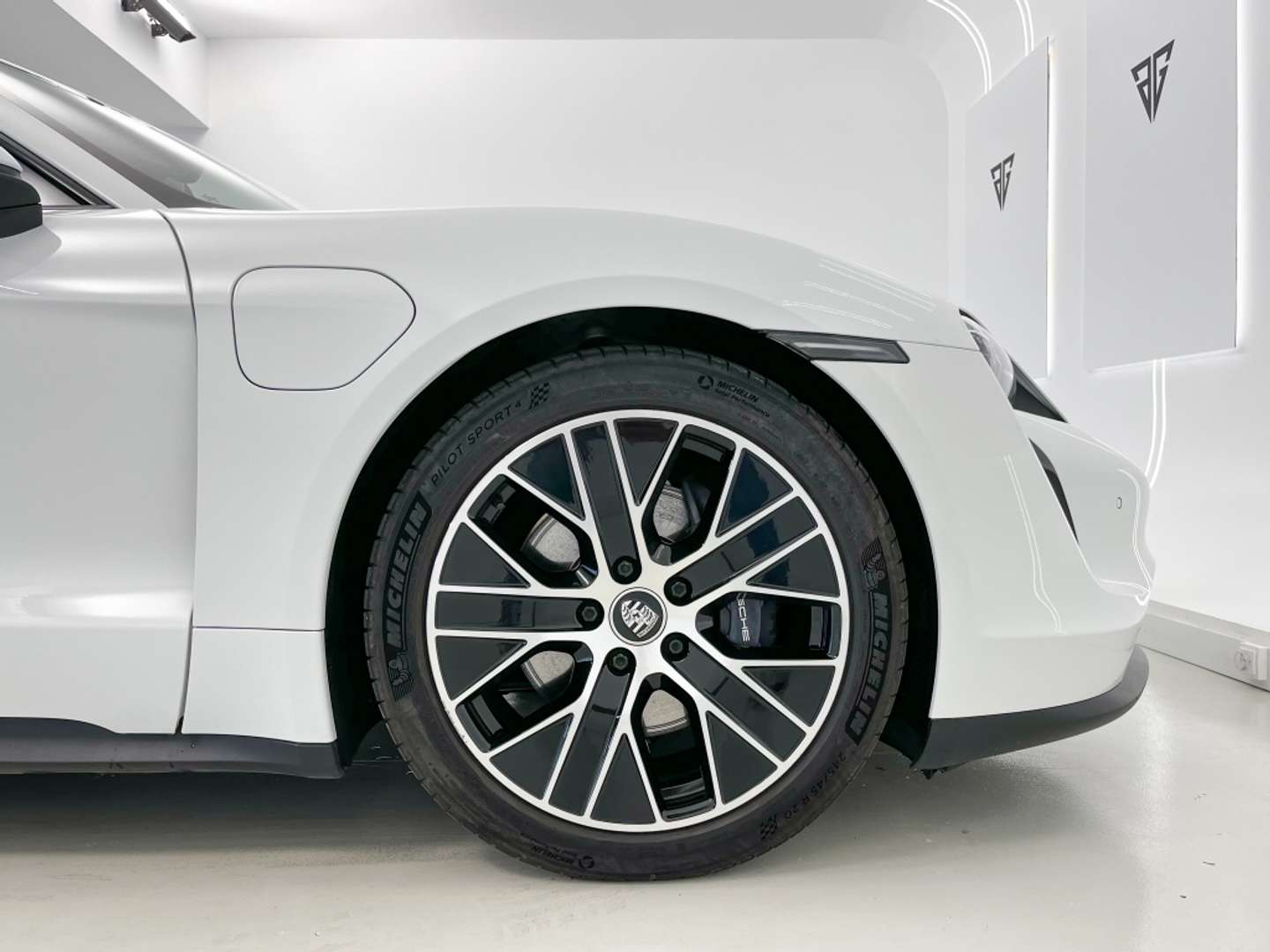 Porsche Taycan - 2021 - Joinsteer - #32