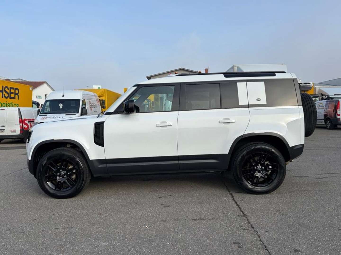 Land Rover Defender S - 2023 - Joinsteer - #1