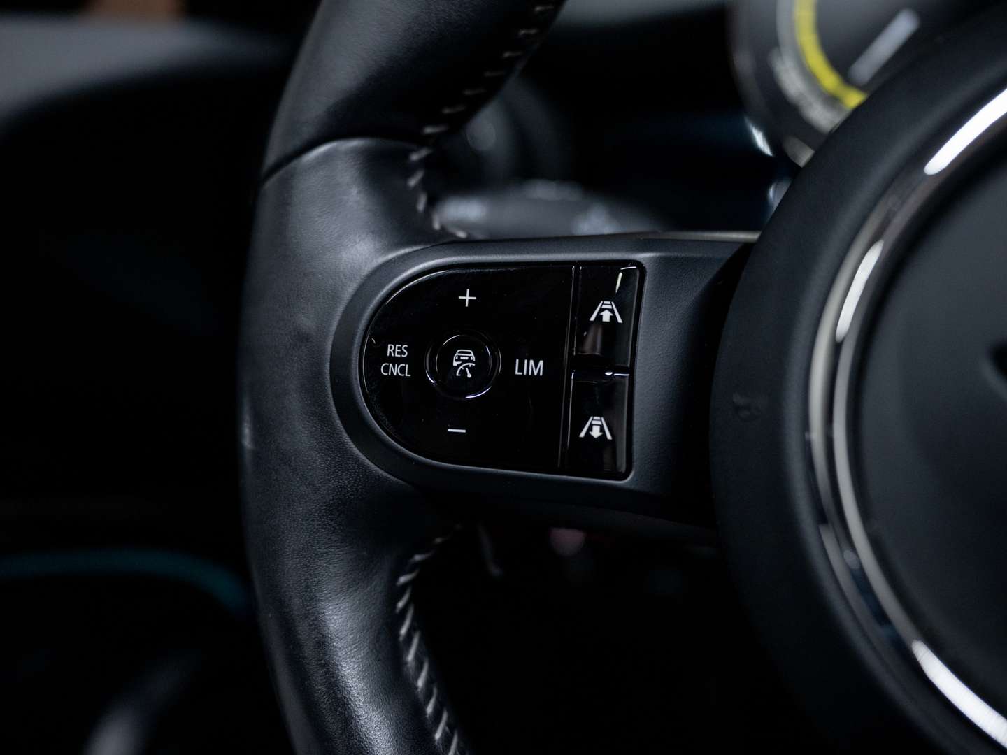 Mini Cabrio Yours Electric - 2023 - Joinsteer - #40