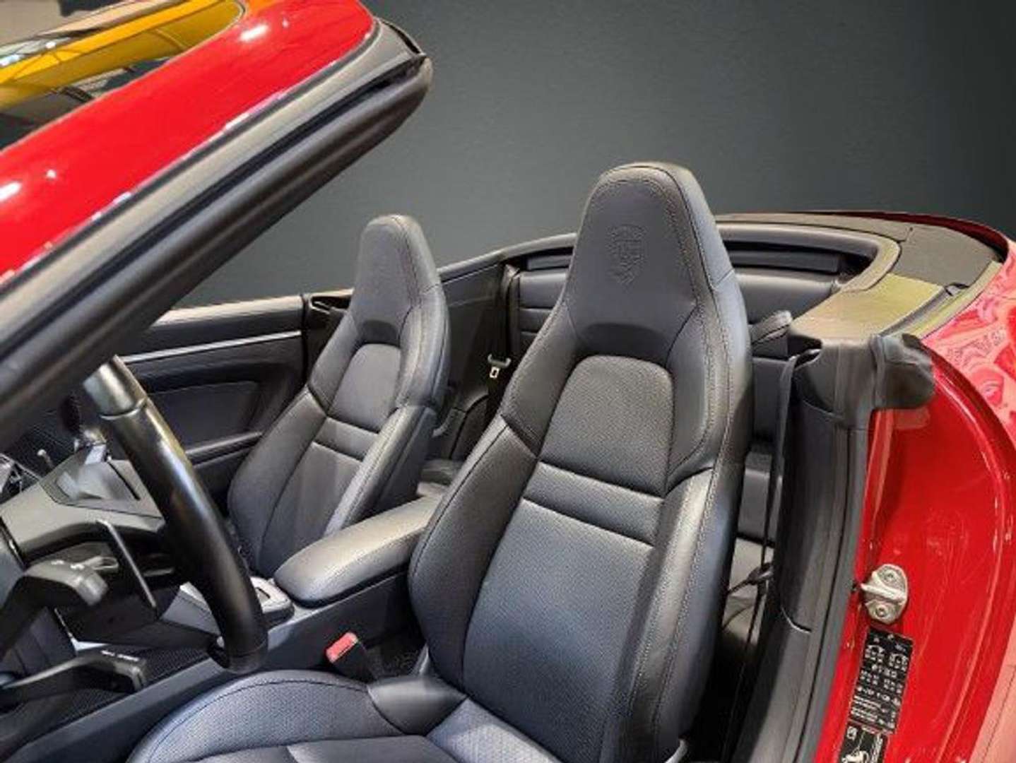 Porsche Cabriolet Carrera 4S - 2021 - Joinsteer - #4