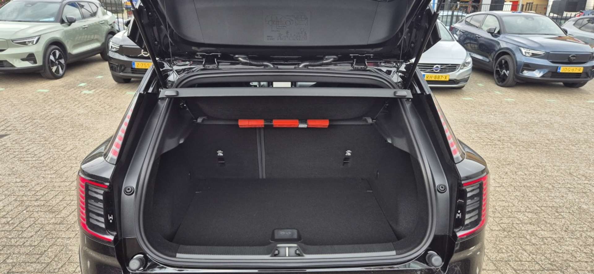 Volvo EX30 Core Extended Range - 2025 - Joinsteer - #14