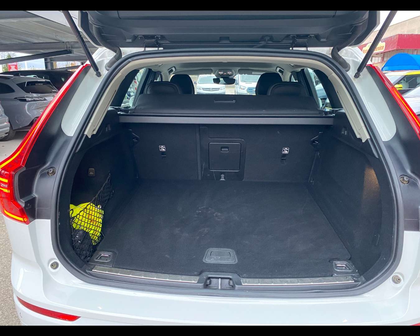 Volvo XC60 Momentum B4 - 2022 - Joinsteer - #16