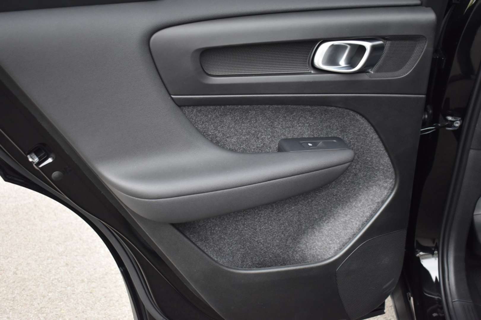 Volvo EX40 Extended Range - 2025 - Joinsteer - #12