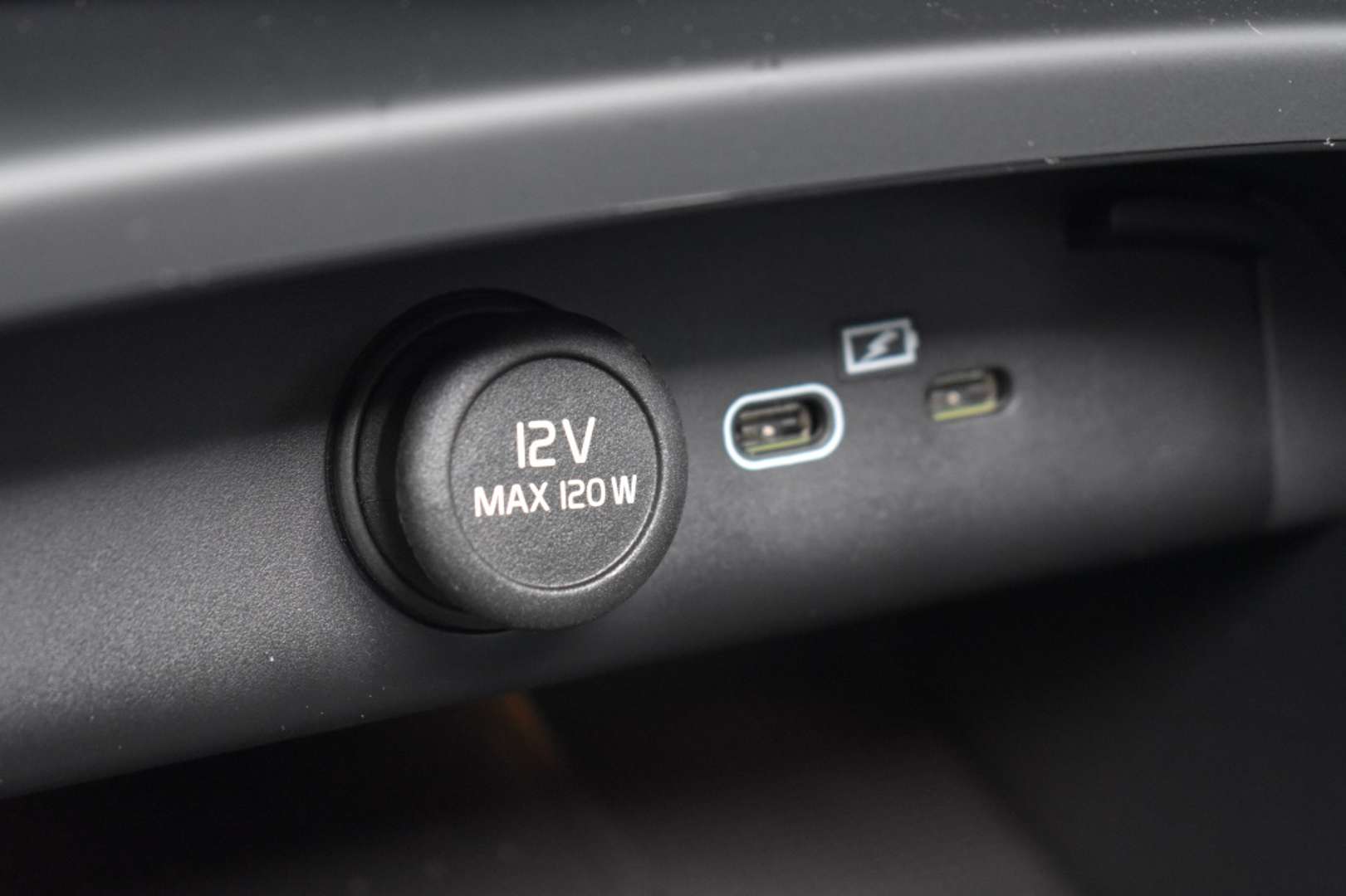 Volvo EX40 Extended Range - 2025 - Joinsteer - #36