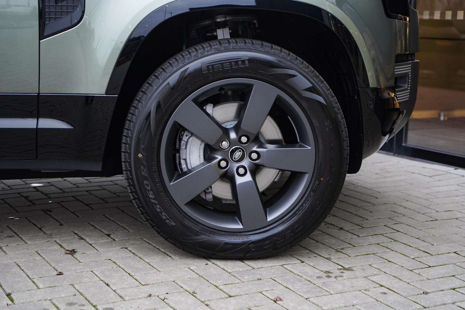 Land Rover Defender X-Dynamic HSE P300e - 2025 - Joinsteer - #3