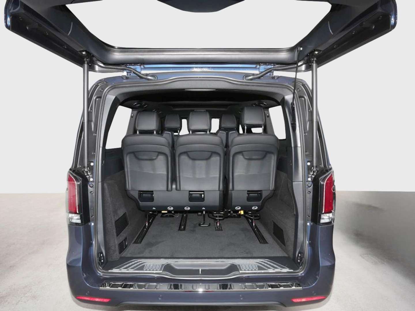 Mercedes V-Class AVANTGARDE V 300 D - 2025 - Joinsteer - #6