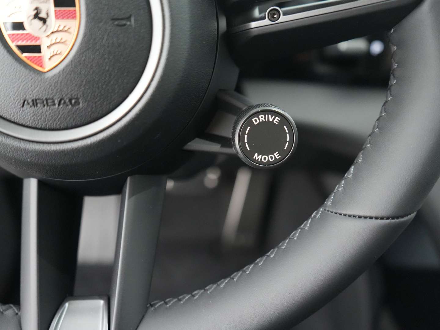 Porsche Taycan 4 - 2025 - Joinsteer - #21