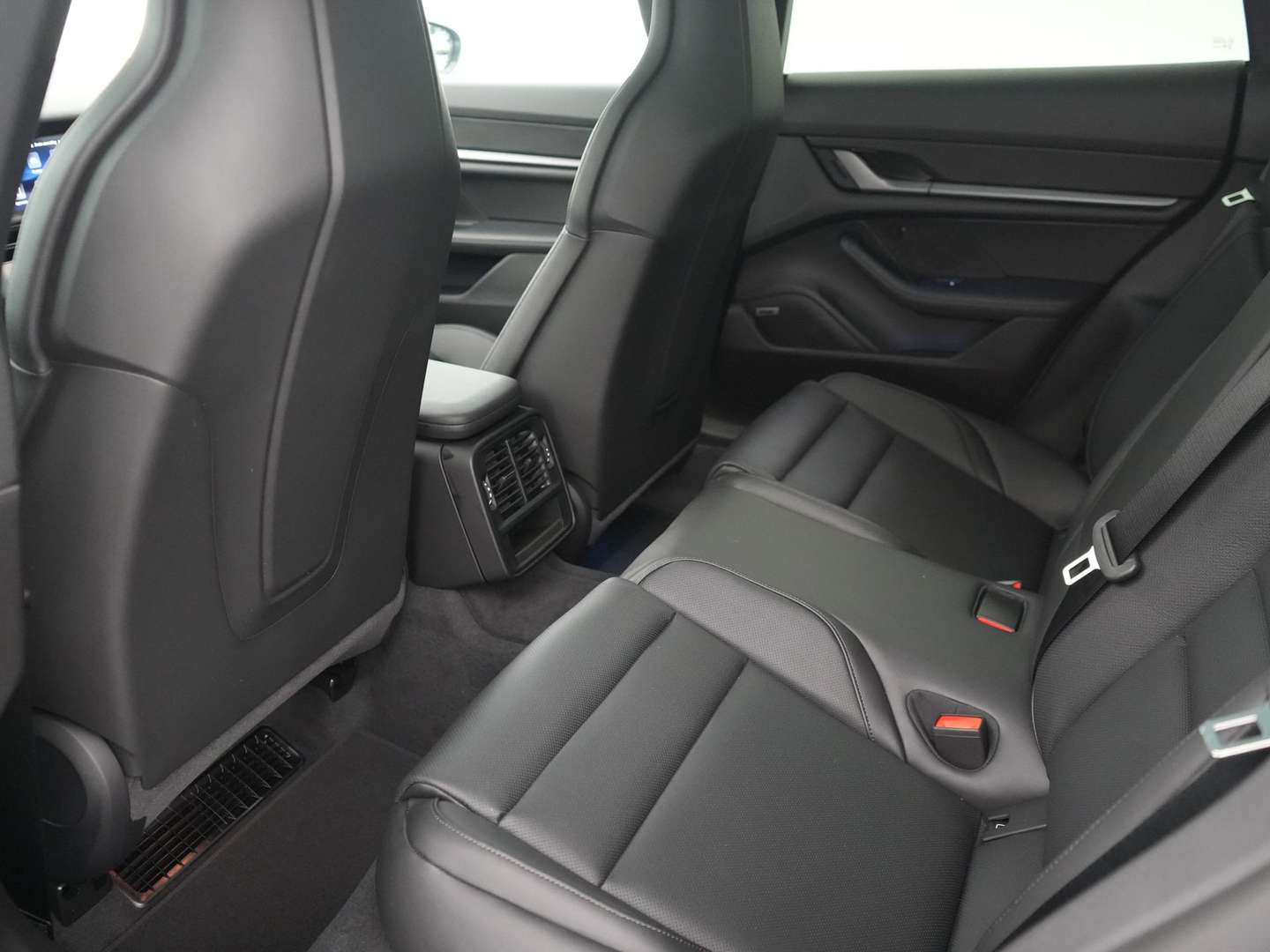 Porsche Taycan 4 - 2025 - Joinsteer - #26