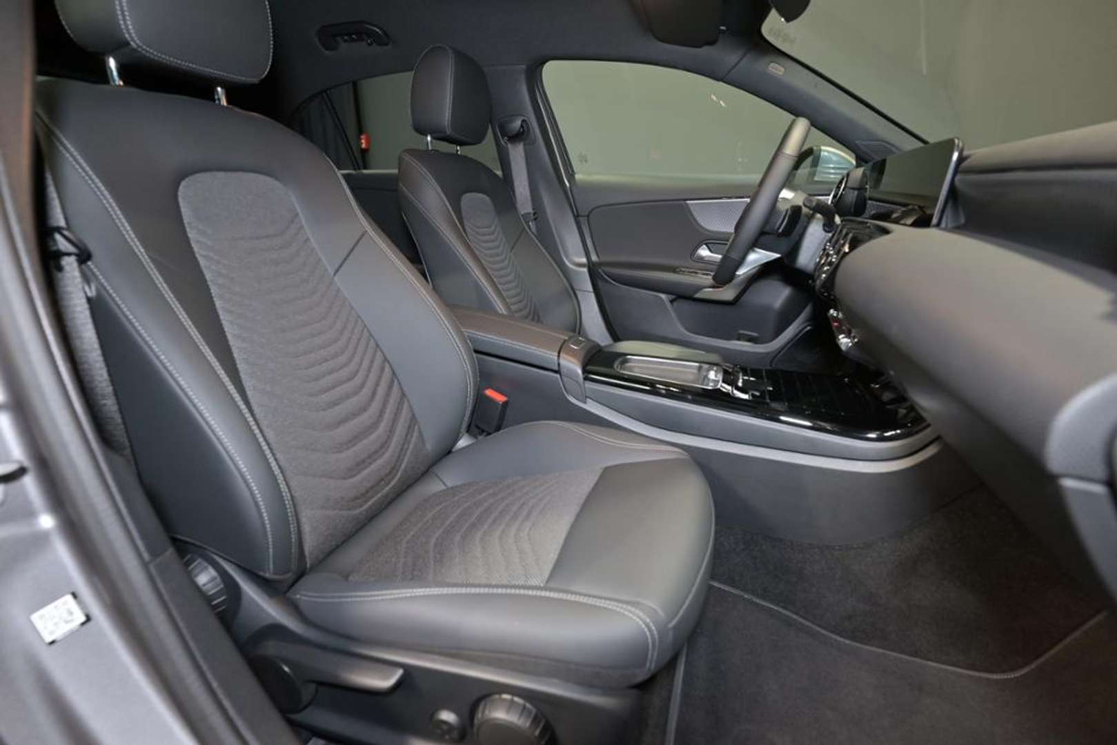 Mercedes Classe A PROGRESSIVE 200 D - 2025 - Joinsteer - #21