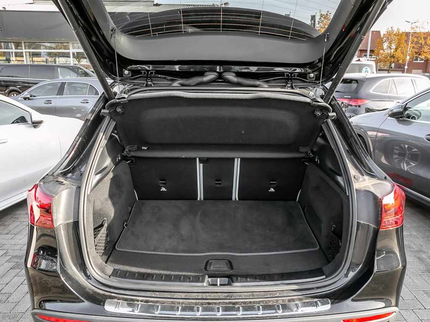 Mercedes GLA ADVANCED 180 - 2024 - Joinsteer - #8