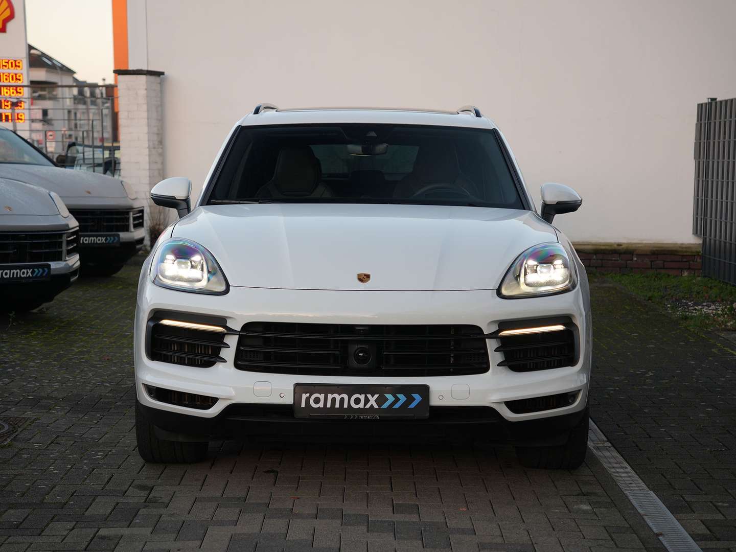 Porsche Cayenne E-Hybrid - 2021 - Joinsteer - #2