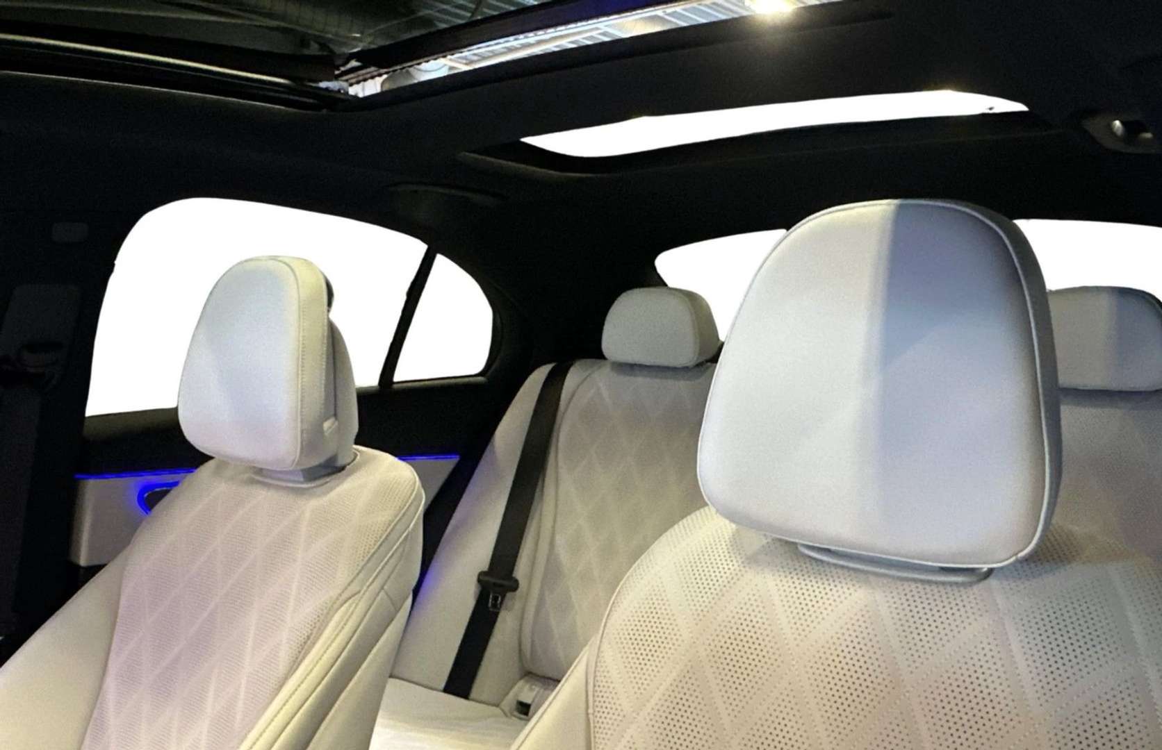 Mercedes Classe E Exclusive Premium E 300 De 4Matic - 2025 - Joinsteer - #9