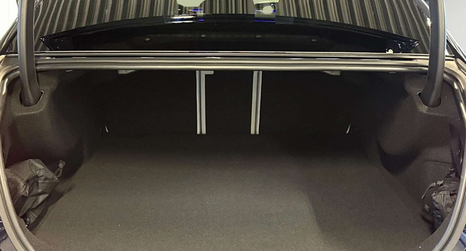 Mercedes Classe E Exclusive Premium E 300 De 4Matic - 2025 - Joinsteer - #17