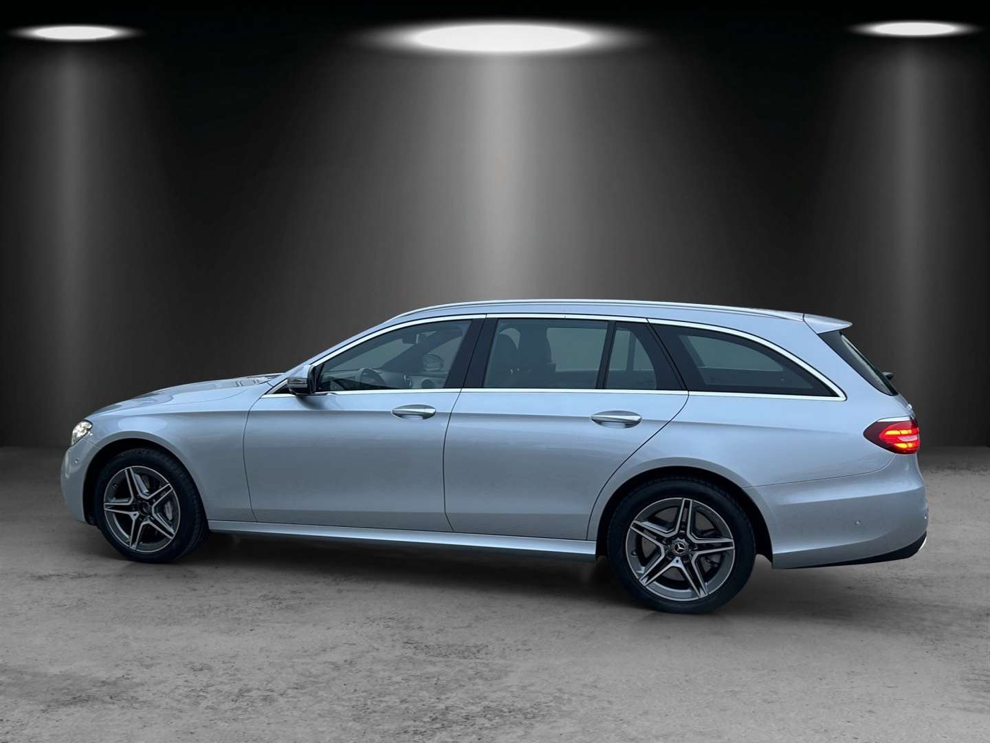 Mercedes Classe E AMG E 300de - 2022 - Joinsteer - #1