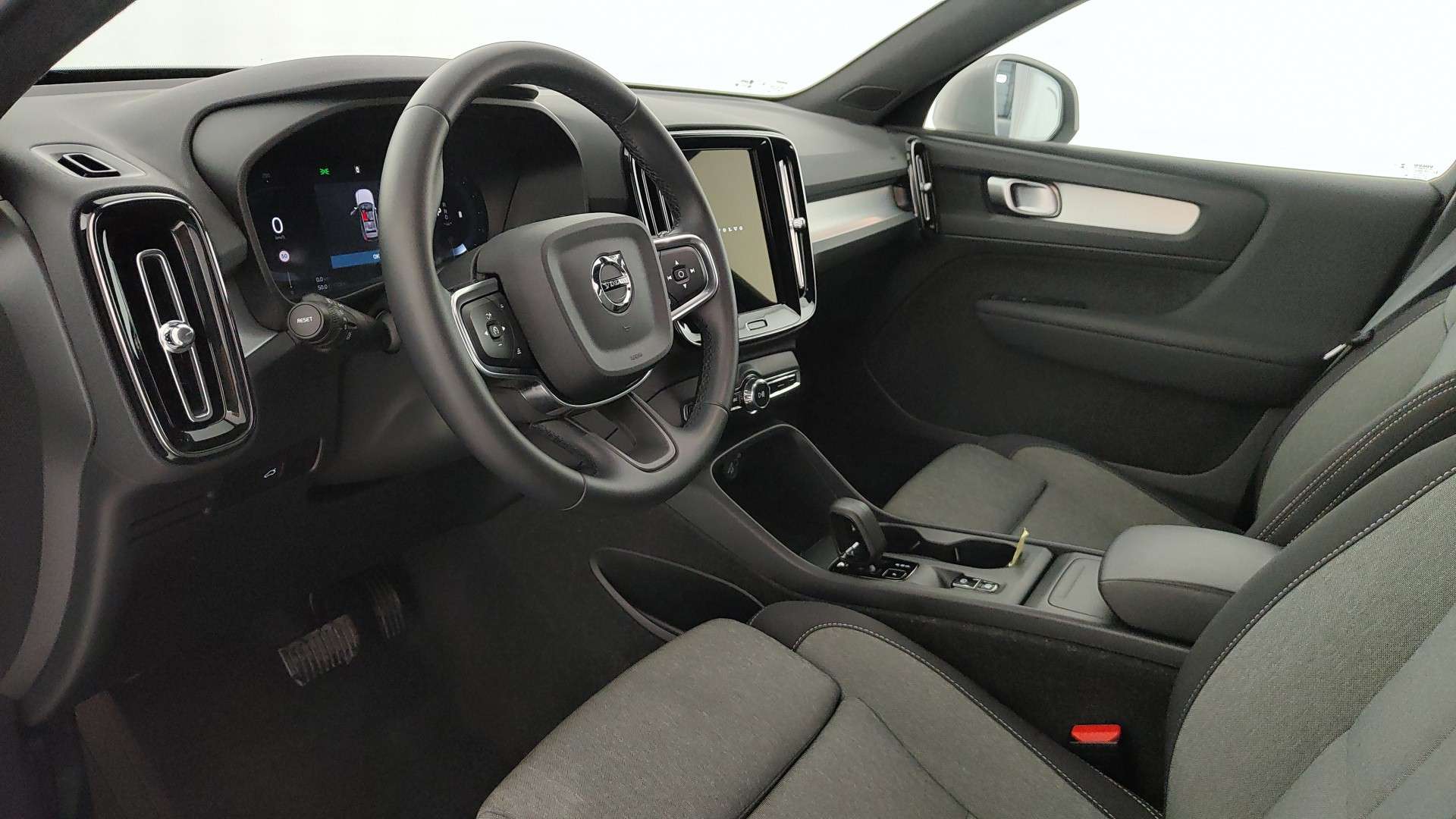 Volvo XC40 Core 2.0 - 2025 - Joinsteer - #5