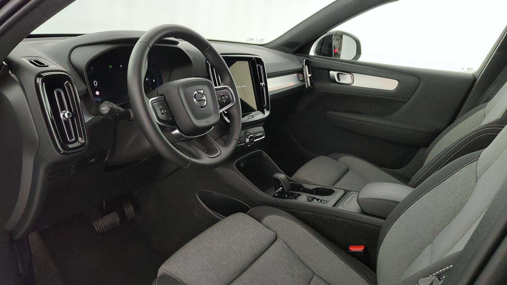 Volvo XC40 Core 2.0 - 2025 - Joinsteer - #5
