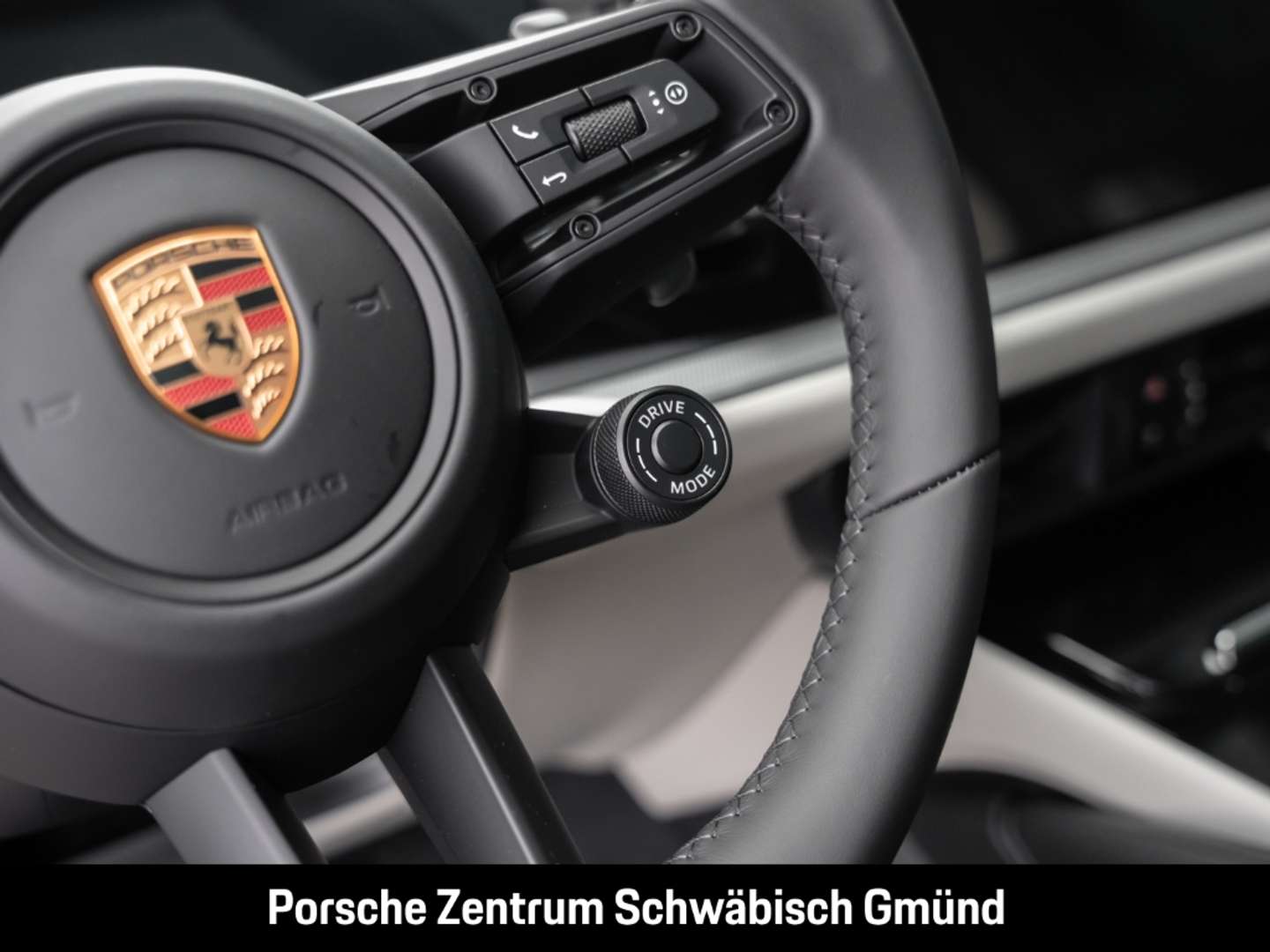 Porsche Cayenne E-Hybrid Sportabgas - 2026 - Joinsteer - #23