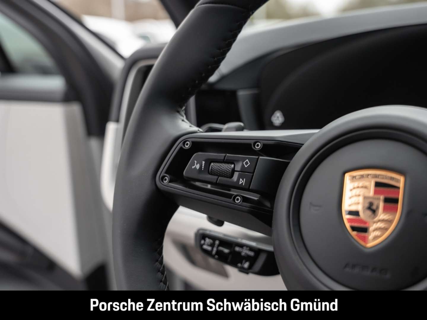 Porsche Cayenne E-Hybrid Sportabgas - 2026 - Joinsteer - #24