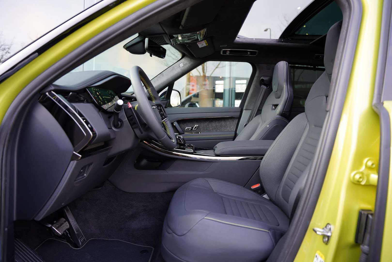 Land Rover Range Rover Sport SV Celestial P635 - 2025 - Joinsteer - #5