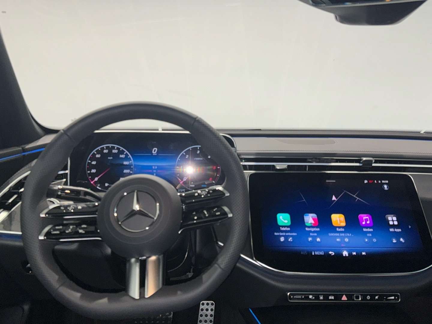 Mercedes Classe E AMG-Line 200 D - 2026 - Joinsteer - #8