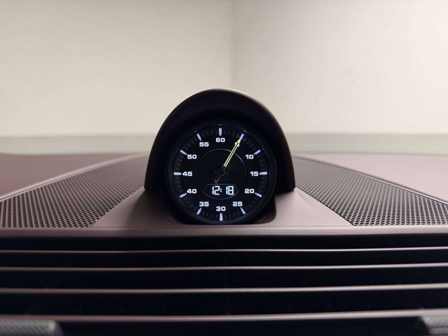 Porsche Panamera II 3.0 V6 560ch 4S E-Hybrid - 2022 - Joinsteer - #28