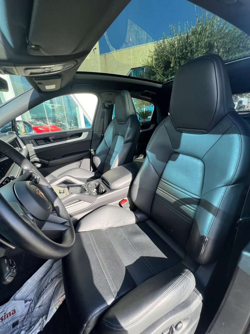 Porsche Cayenne Coupé E-Hybrid - 2024 - Joinsteer - #6