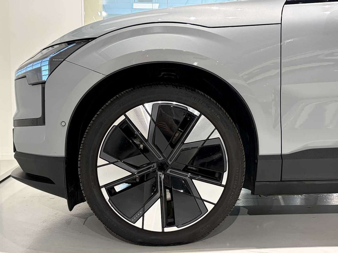Volvo EX30 Ultra Extended Range - 2024 - Joinsteer - #3