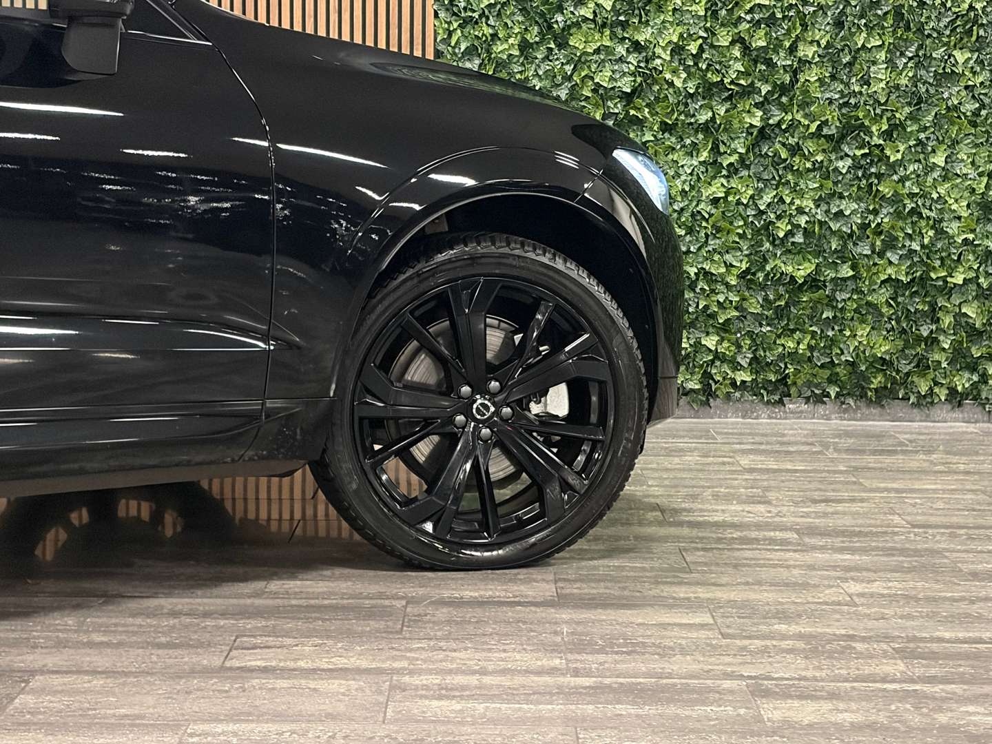 Volvo XC60 Plus Black Edition T6 AWD Recharge - 2024 - Joinsteer - #4