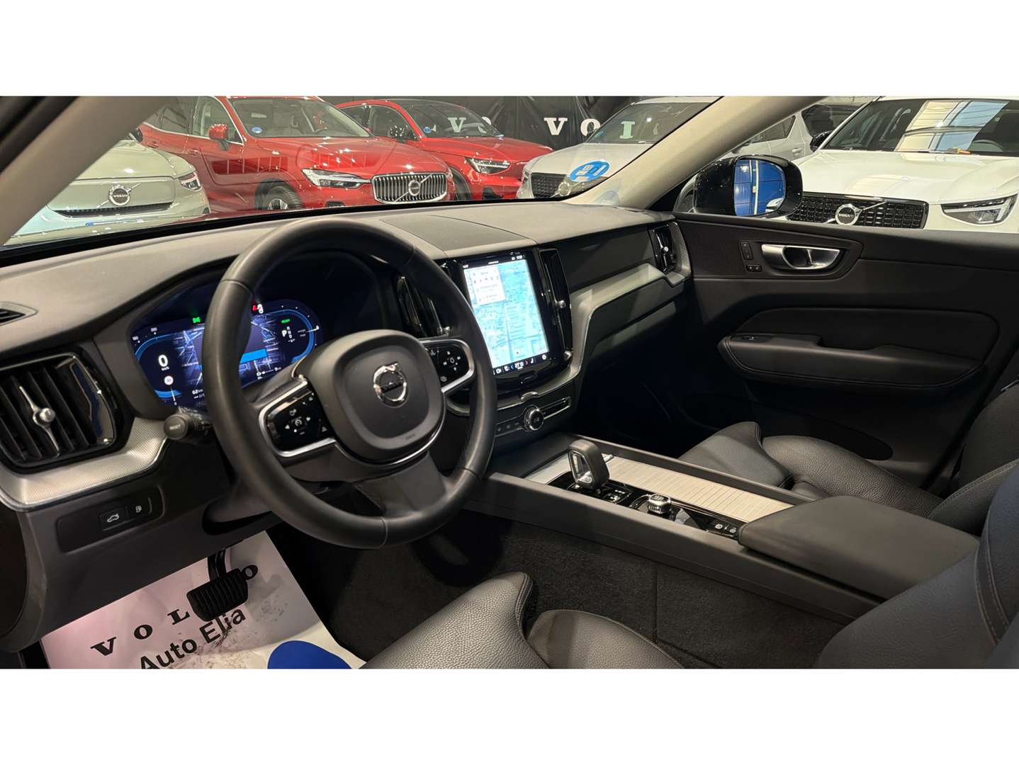Volvo XC60 Plus Dark T6 Recharge - 2025 - Joinsteer - #4
