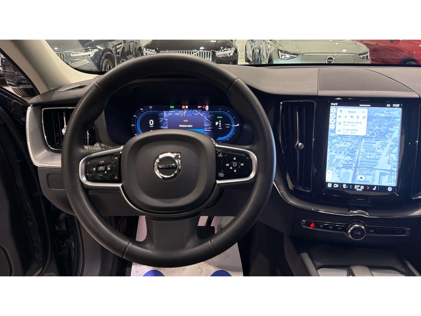 Volvo XC60 Plus Dark T6 Recharge - 2025 - Joinsteer - #10