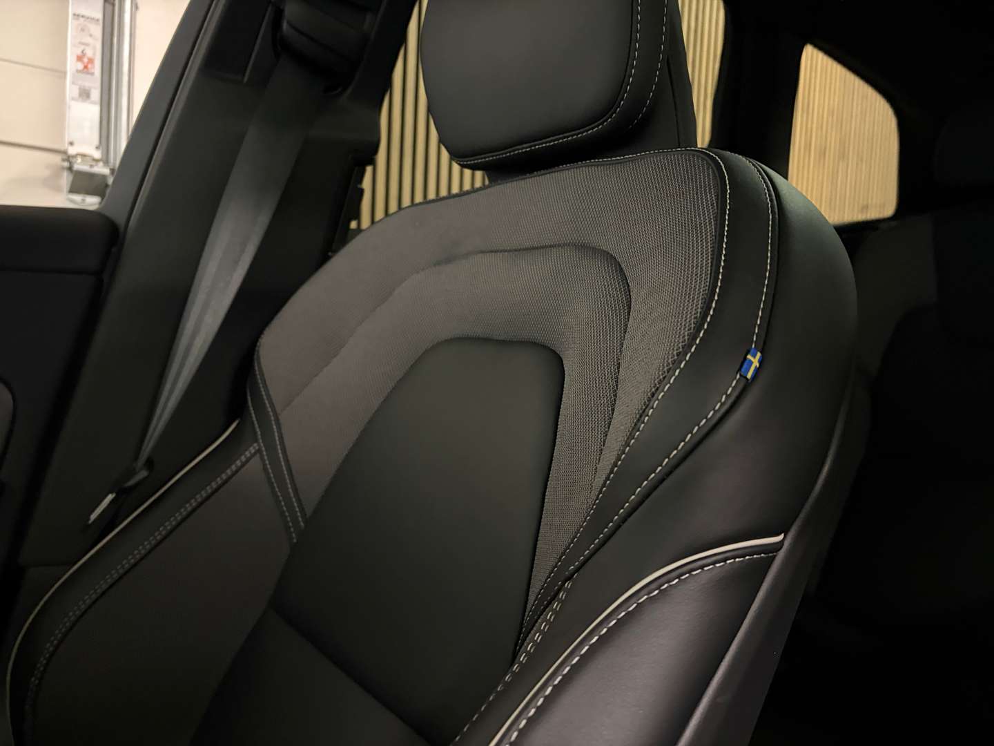 Volvo XC60 Plus Black Edition T6 AWD Recharge - 2024 - Joinsteer - #41