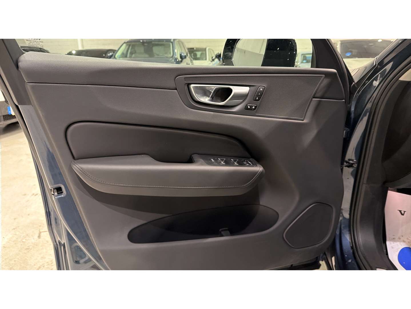 Volvo XC60 Plus Dark T6 Recharge - 2025 - Joinsteer - #26