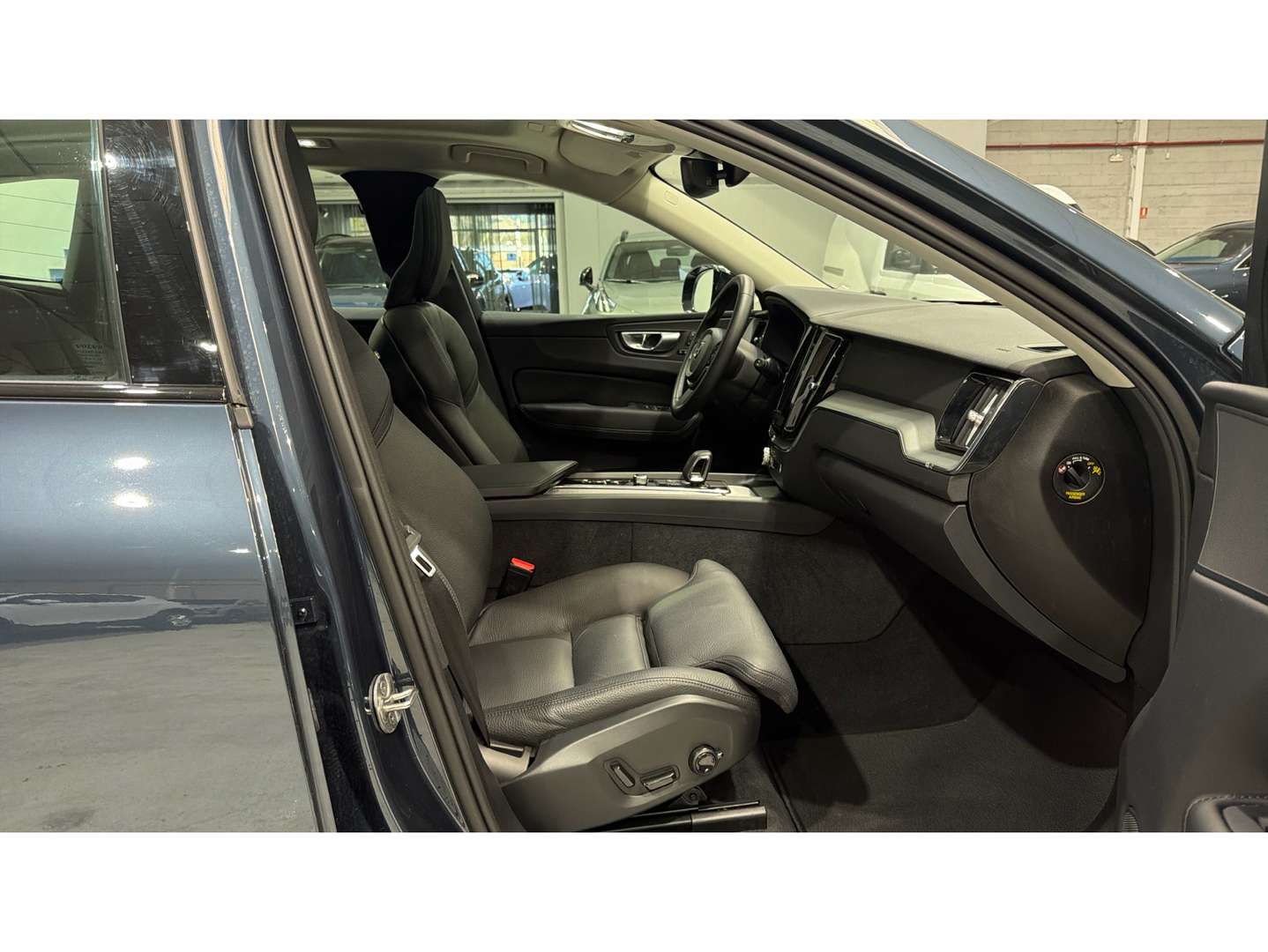 Volvo XC60 Plus Dark T6 Recharge - 2025 - Joinsteer - #45
