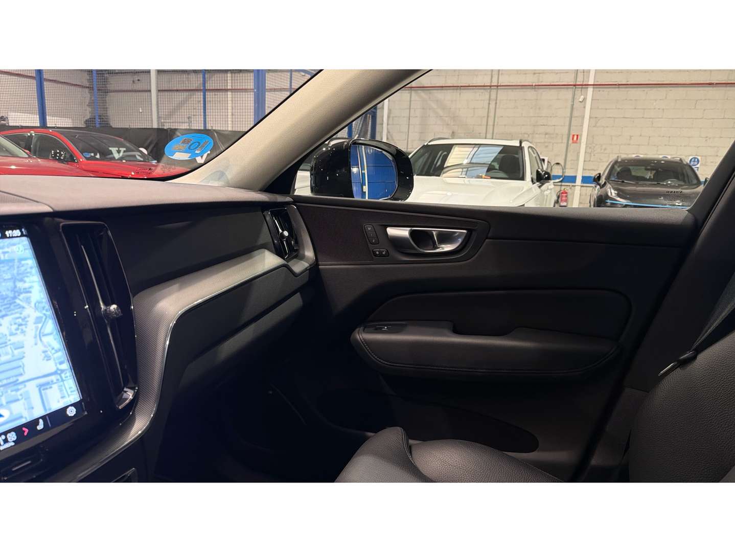 Volvo XC60 Plus Dark T6 Recharge - 2025 - Joinsteer - #50