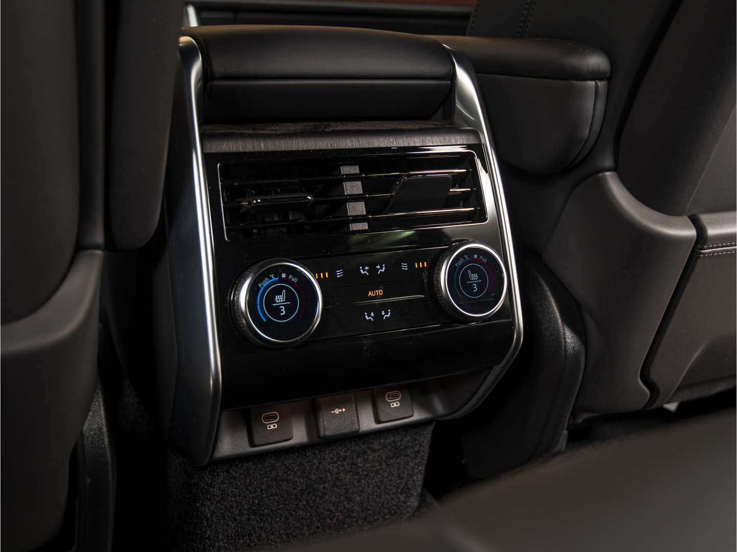 Land Rover Range Rover HSE 3.0 P460e - 2025 - Joinsteer - #28