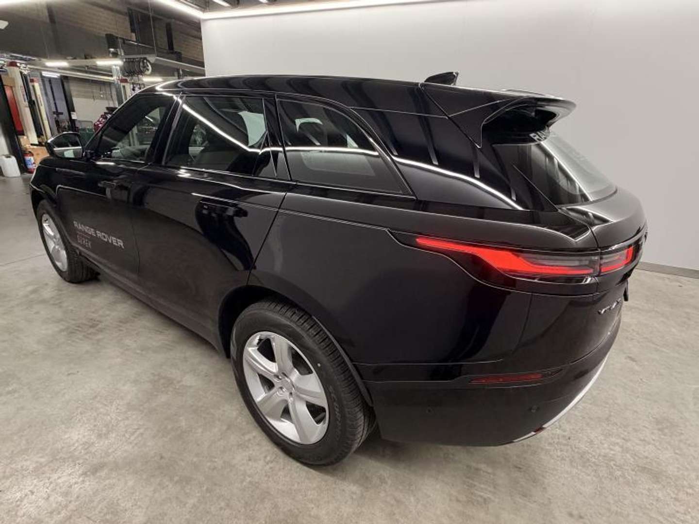 Land Rover Range Rover Velar S D200 - 2025 - Joinsteer - #7