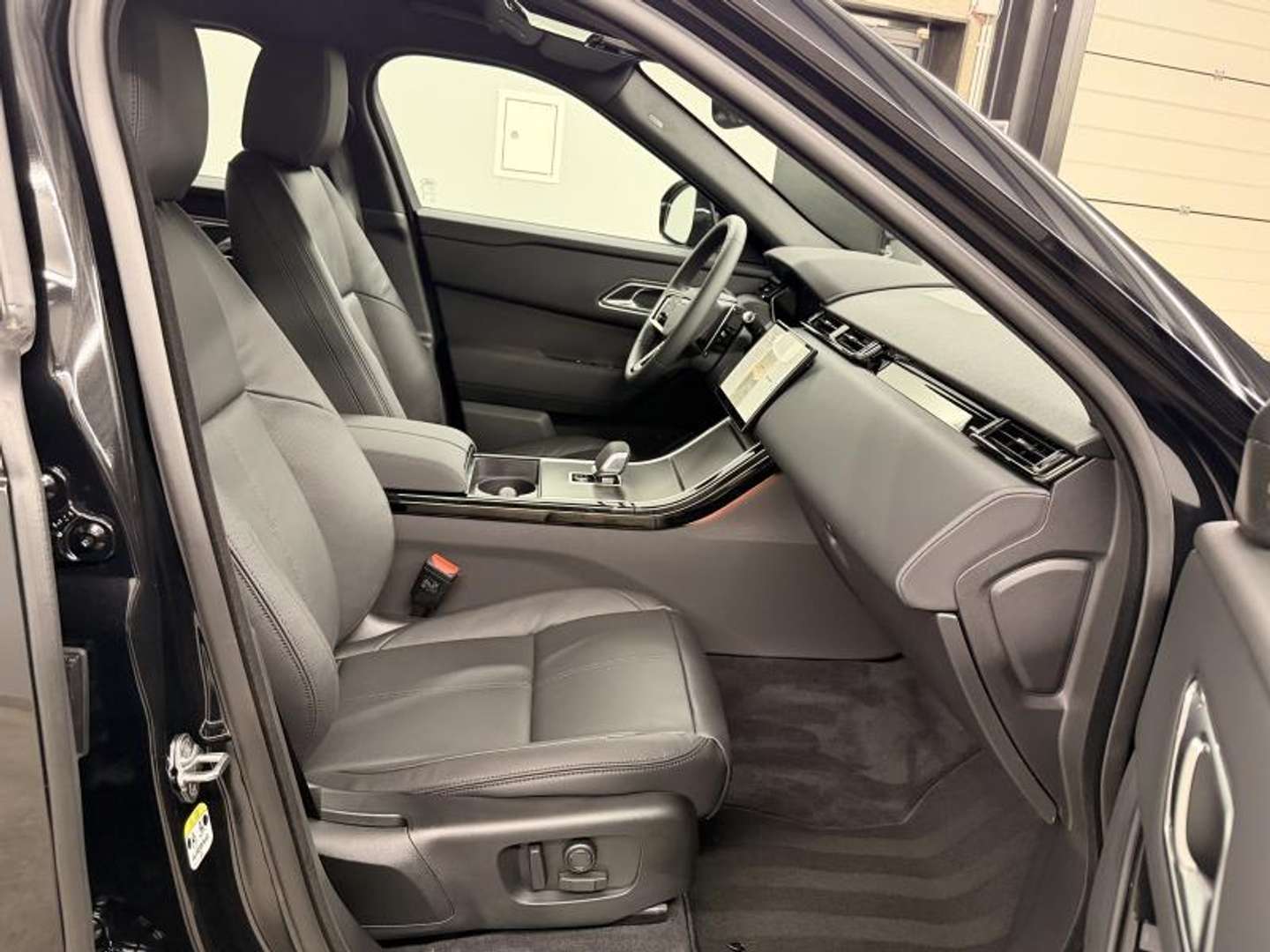 Land Rover Range Rover Velar S D200 - 2025 - Joinsteer - #9