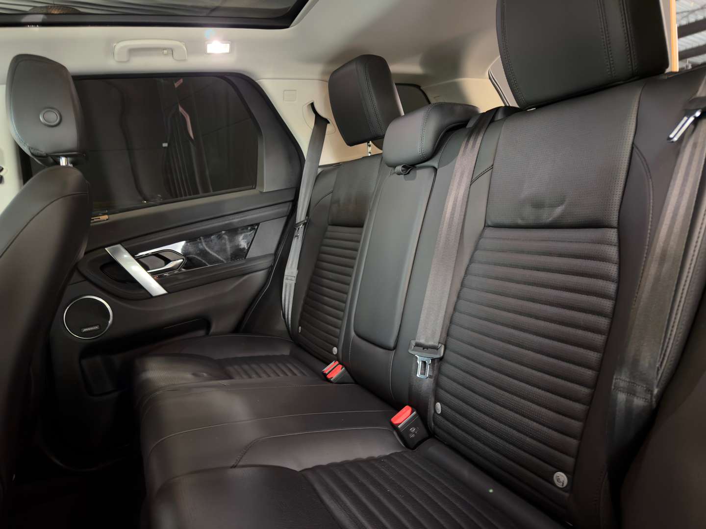 Land Rover Discovery Sport TD4 Hybrid - 2022 - Joinsteer - #9