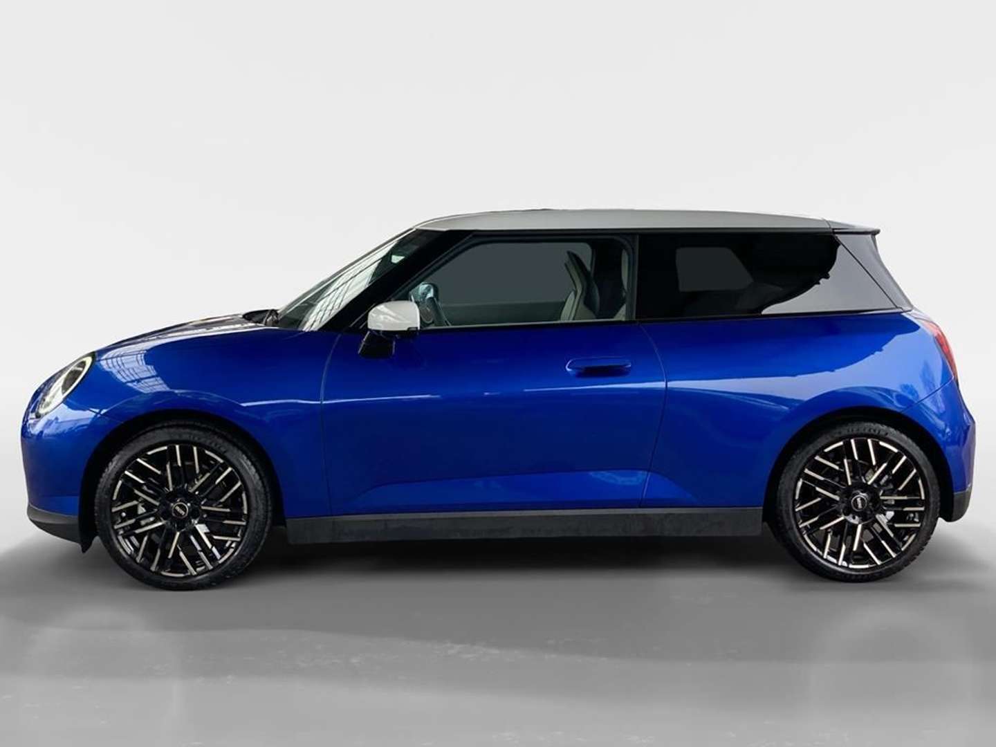 Mini Cooper SE Favoured Trim - 2024 - Joinsteer - #2
