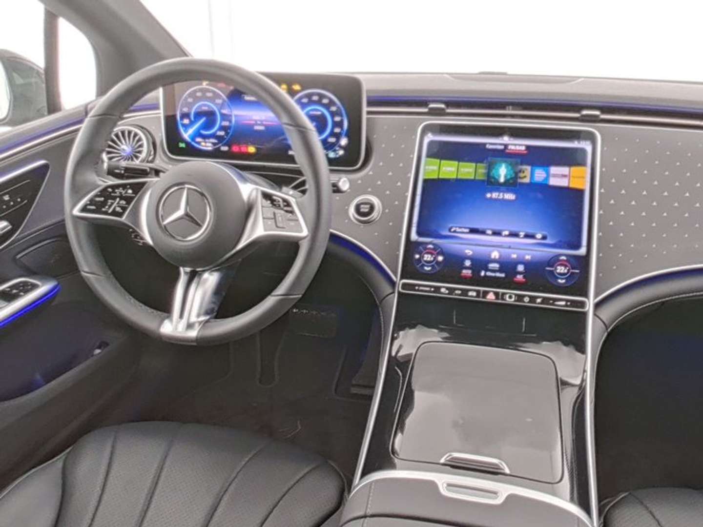 Mercedes EQE Electric Art 300 - 2024 - Joinsteer - #4