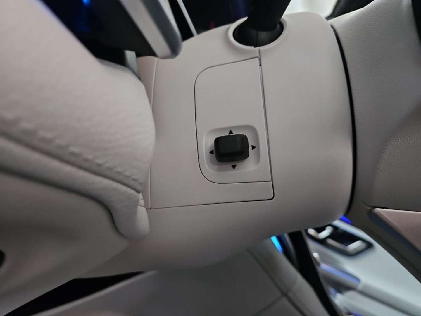 Mercedes EQE Avantgarde 300 - 2023 - Joinsteer - #15