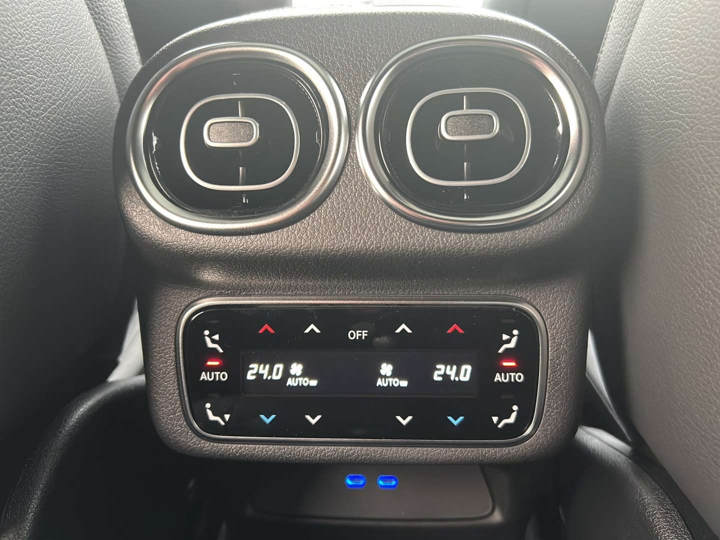 Mercedes GLC Coupé EDITON AMG 300 D - 2025 - Joinsteer - #19