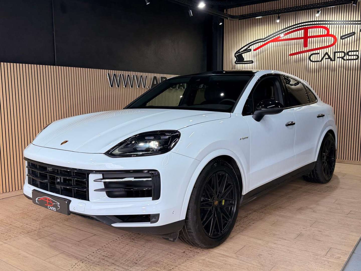 Porsche Cayenne Coupé E-Hybrid 3.0 Turbo V6 PACK CHRONO - 2024 - Joinsteer - #4