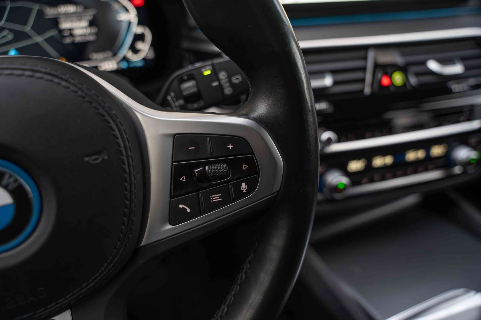 BMW Série 5 XDRIVE M-SPORT 530 E - 2022 - Joinsteer - #17