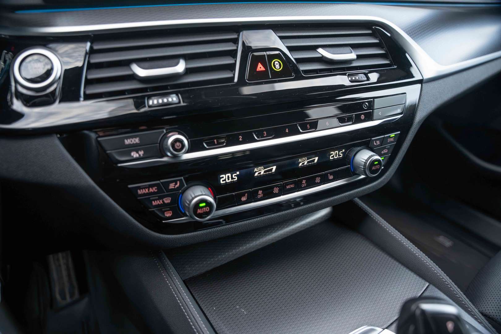 BMW Série 5 XDRIVE M-SPORT 530 E - 2022 - Joinsteer - #23