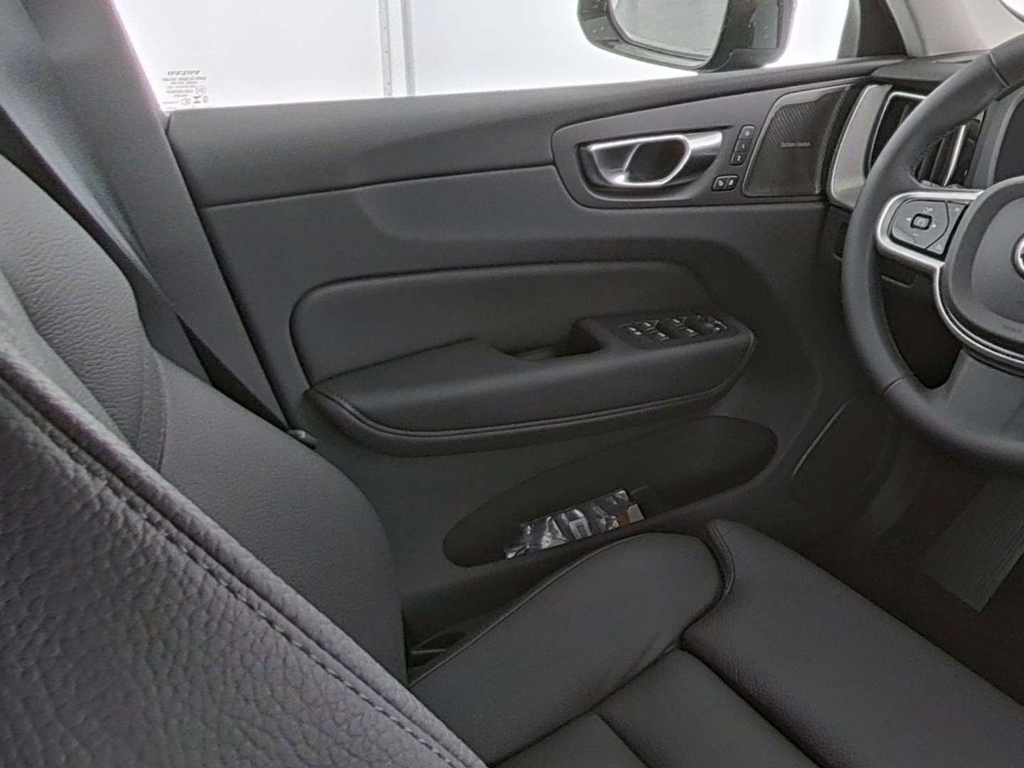 Volvo XC60 PLUS DARK B5 - 2025 - Joinsteer - #9