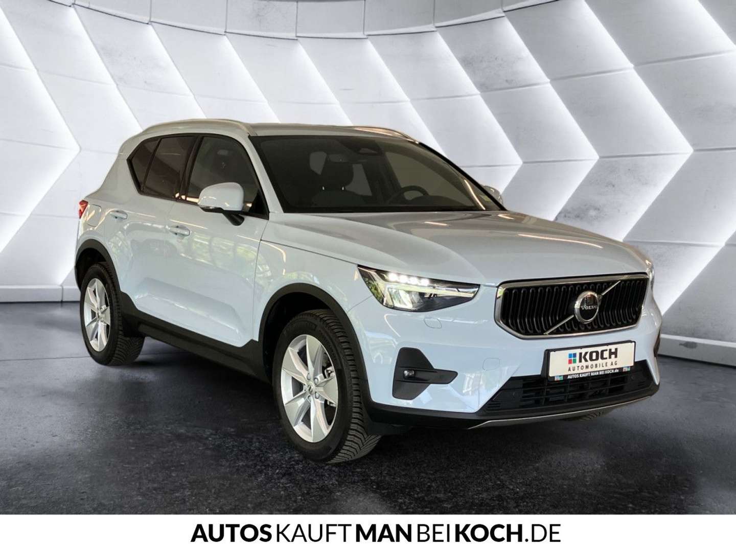 Volvo XC40 Core B3 - 2024 - Joinsteer - #4