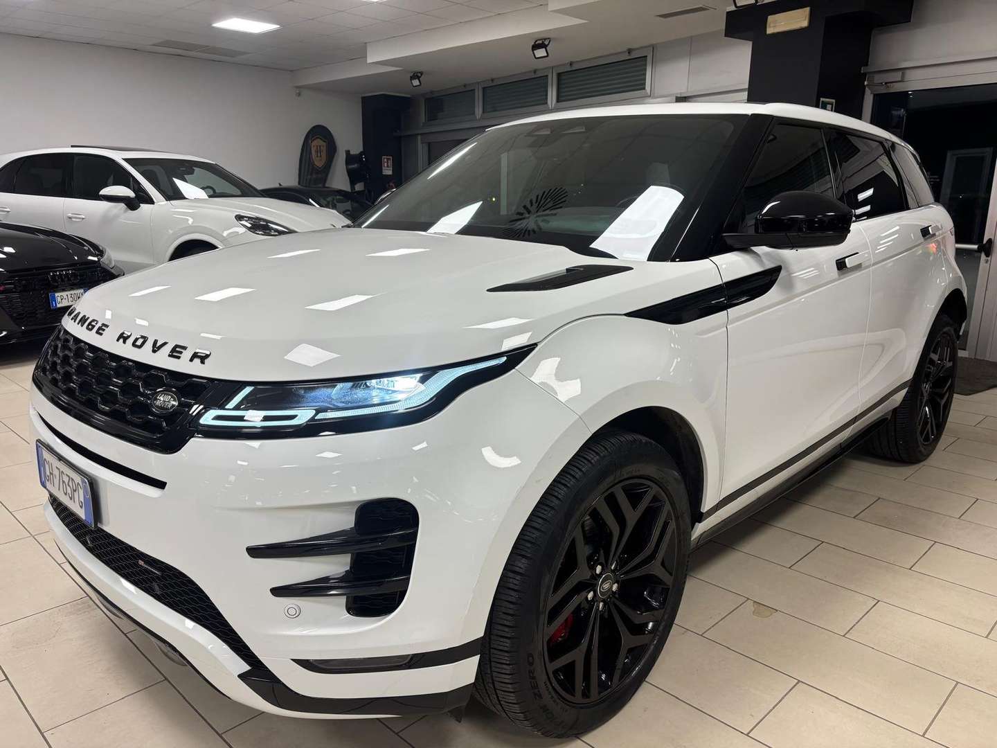Land Rover Range Rover Evoque R-Dynamic 2.0D - 2021 - Joinsteer - #1